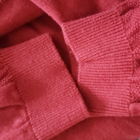 Oakley Sweater - Picture 6 of 6